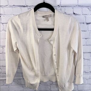 ✨ Banana Republic Cream Cardigan Sweater - Size Small